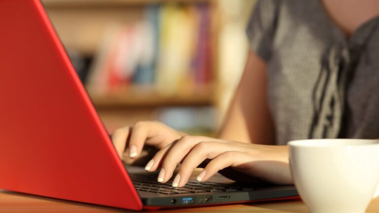 How to Create Irresistible Link-Worthy Content in 2024