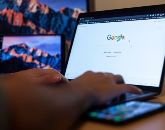 Google starts reducing “unhelpful” content by 40%